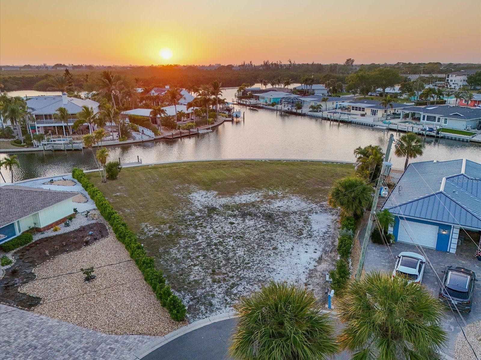 FLAMINGO CAY SECOND UNIT - Land