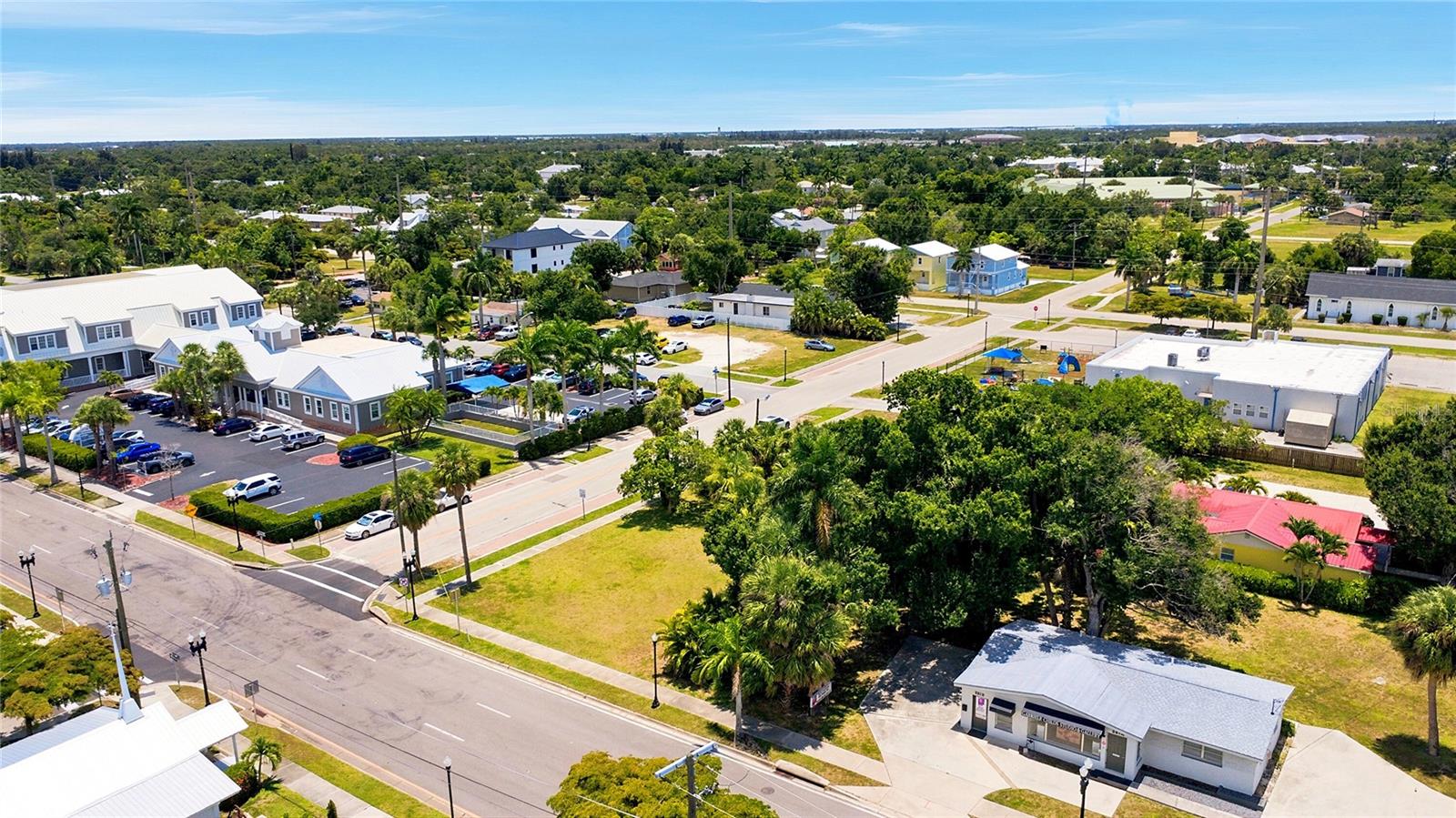 PUNTA GORDA - Land