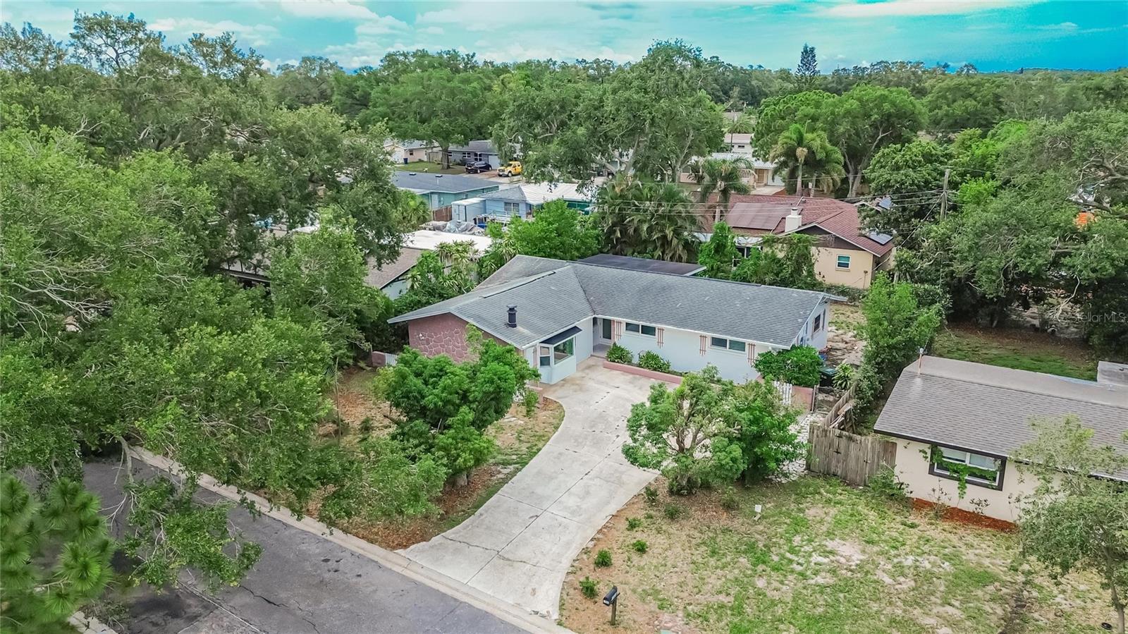 BELLEAIR MANOR UNIT 1 & 2 - Residential