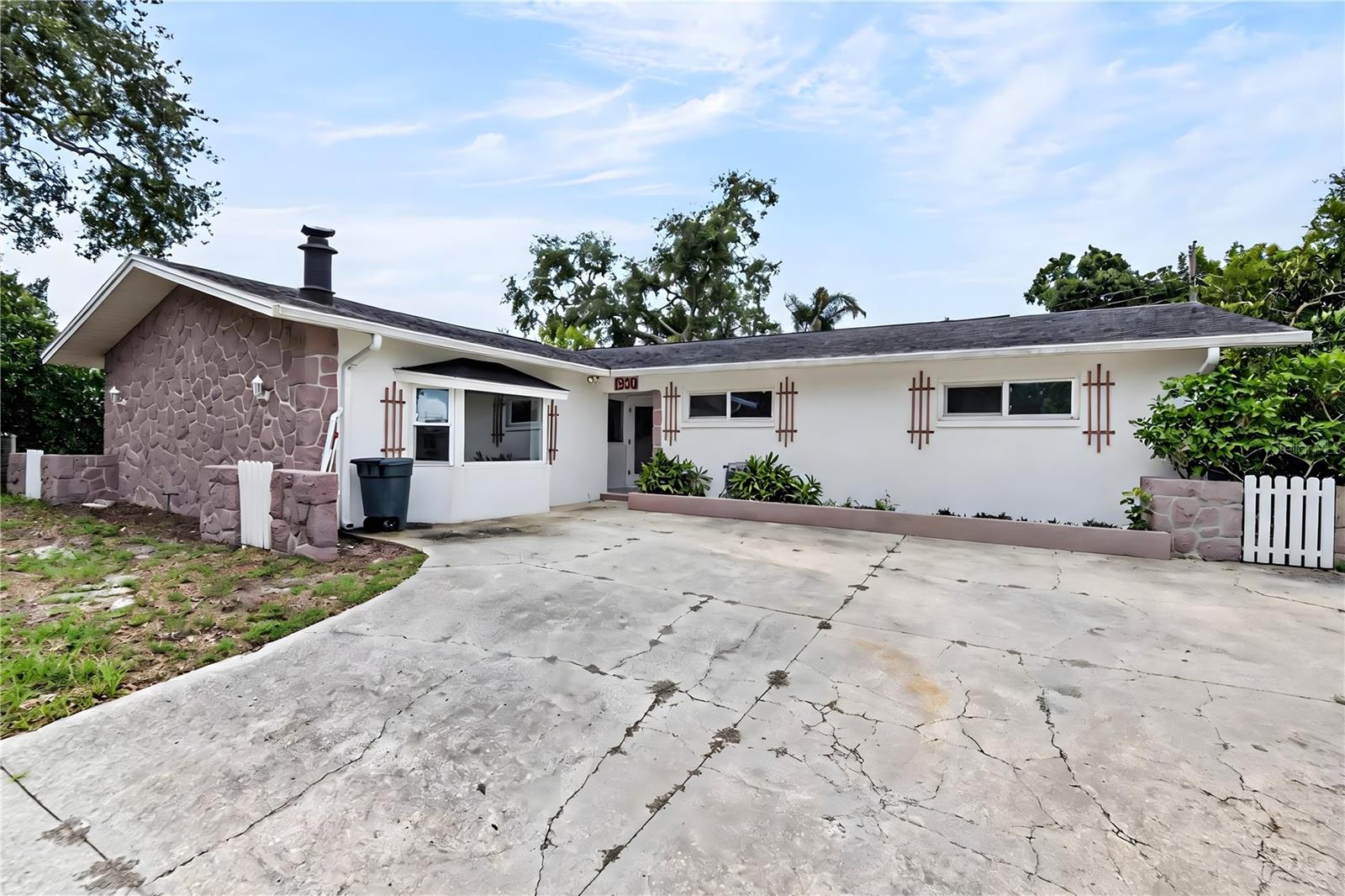 BELLEAIR MANOR UNIT 1 & 2 - Residential