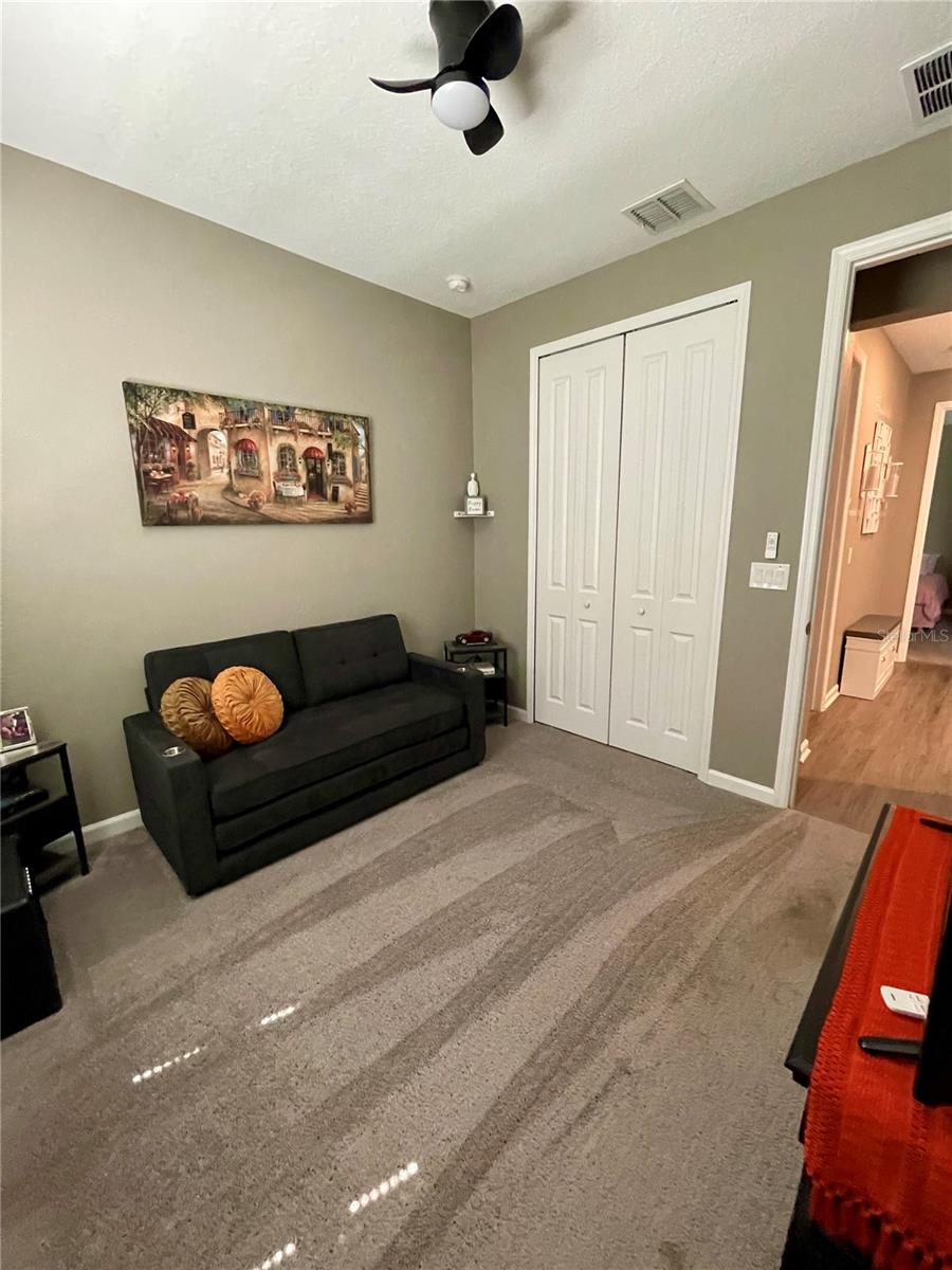 SPRING CREEK - Residential