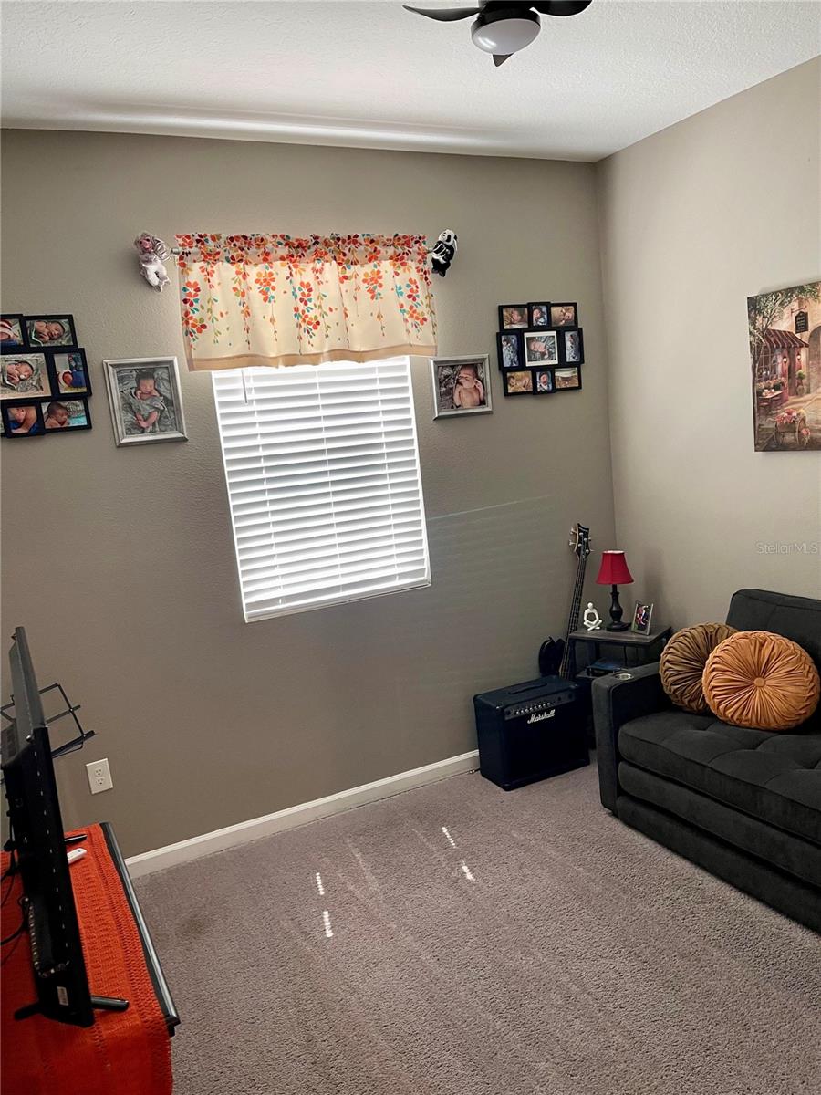 SPRING CREEK - Residential