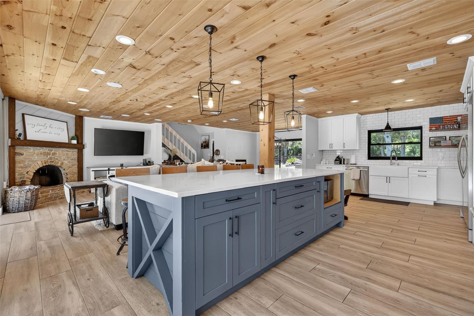 NORTH HARBOR ACRES - Residential