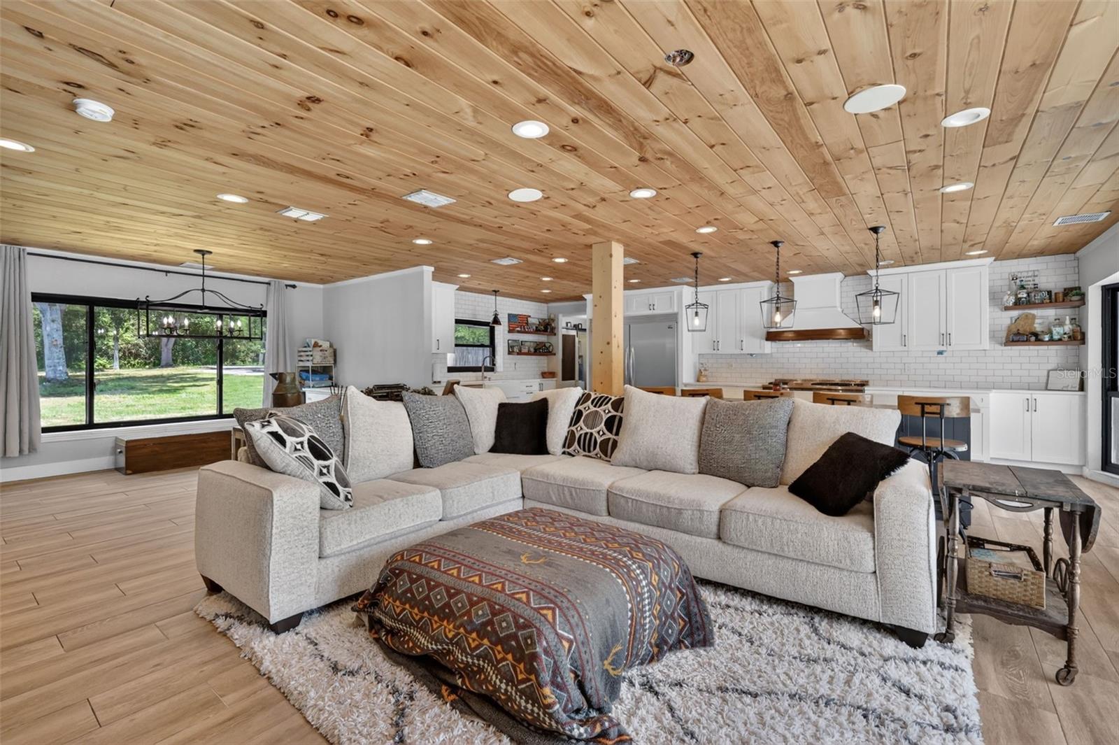 NORTH HARBOR ACRES - Residential