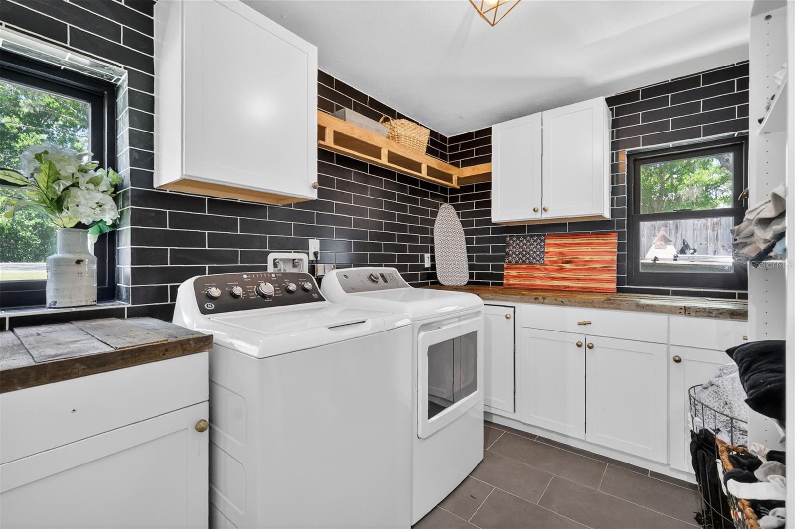 NORTH HARBOR ACRES - Residential