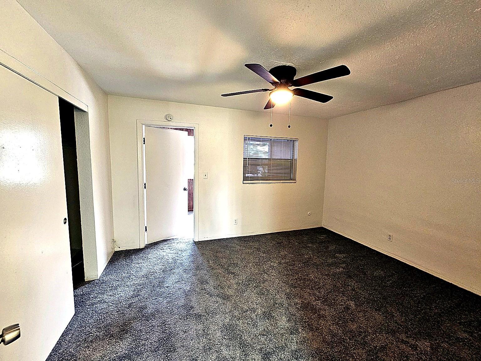 TYRONE 5TH AVE - Residential