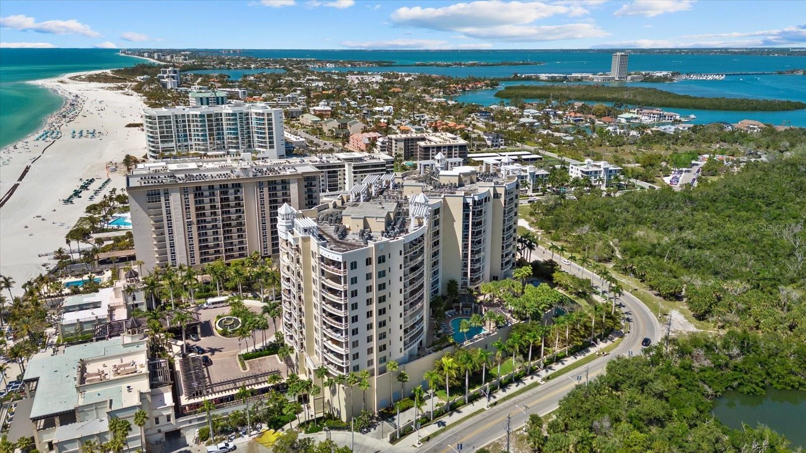 THE BEACH RESIDENCES - Residential