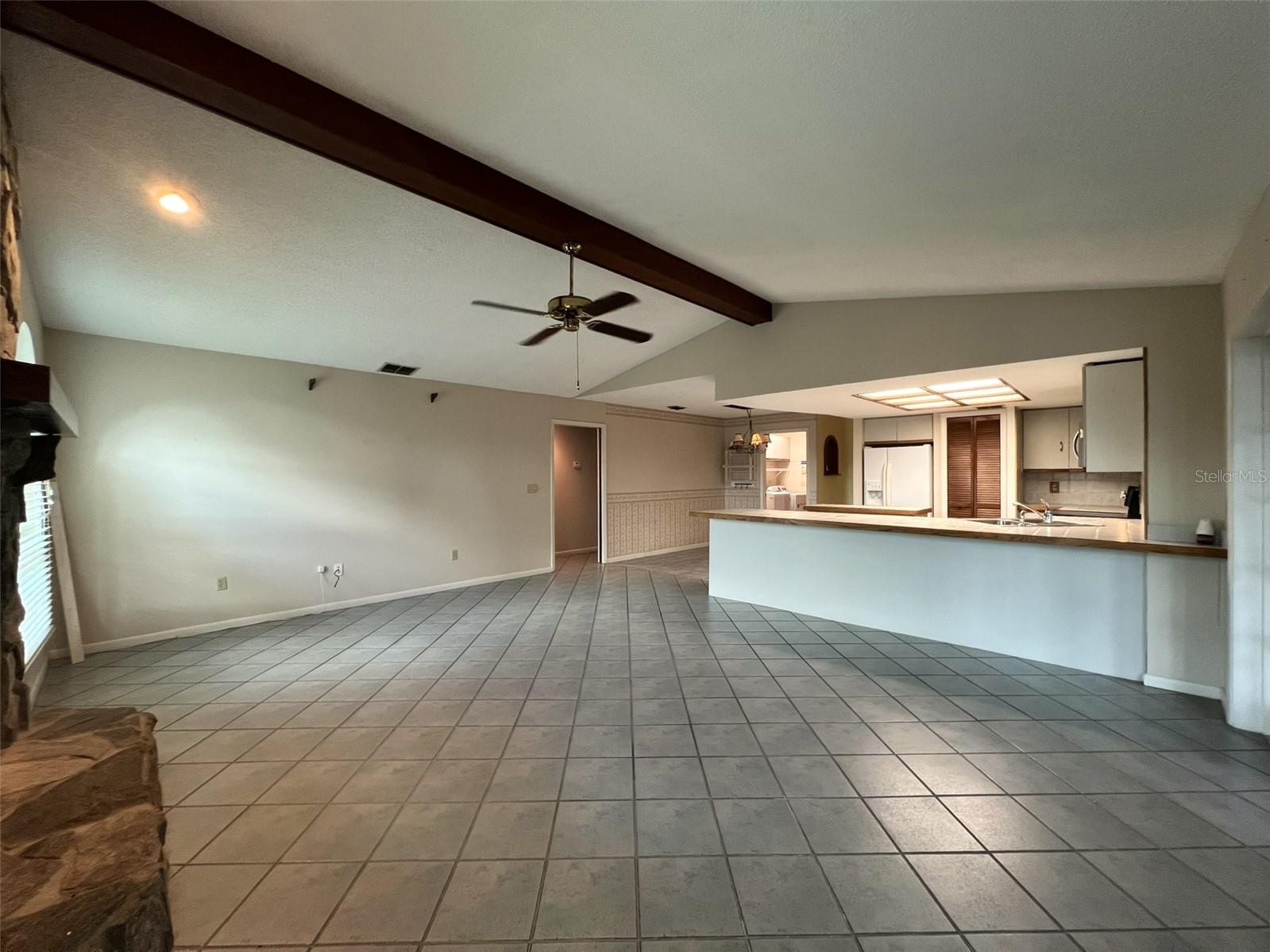 THERESA ARBOR - Residential