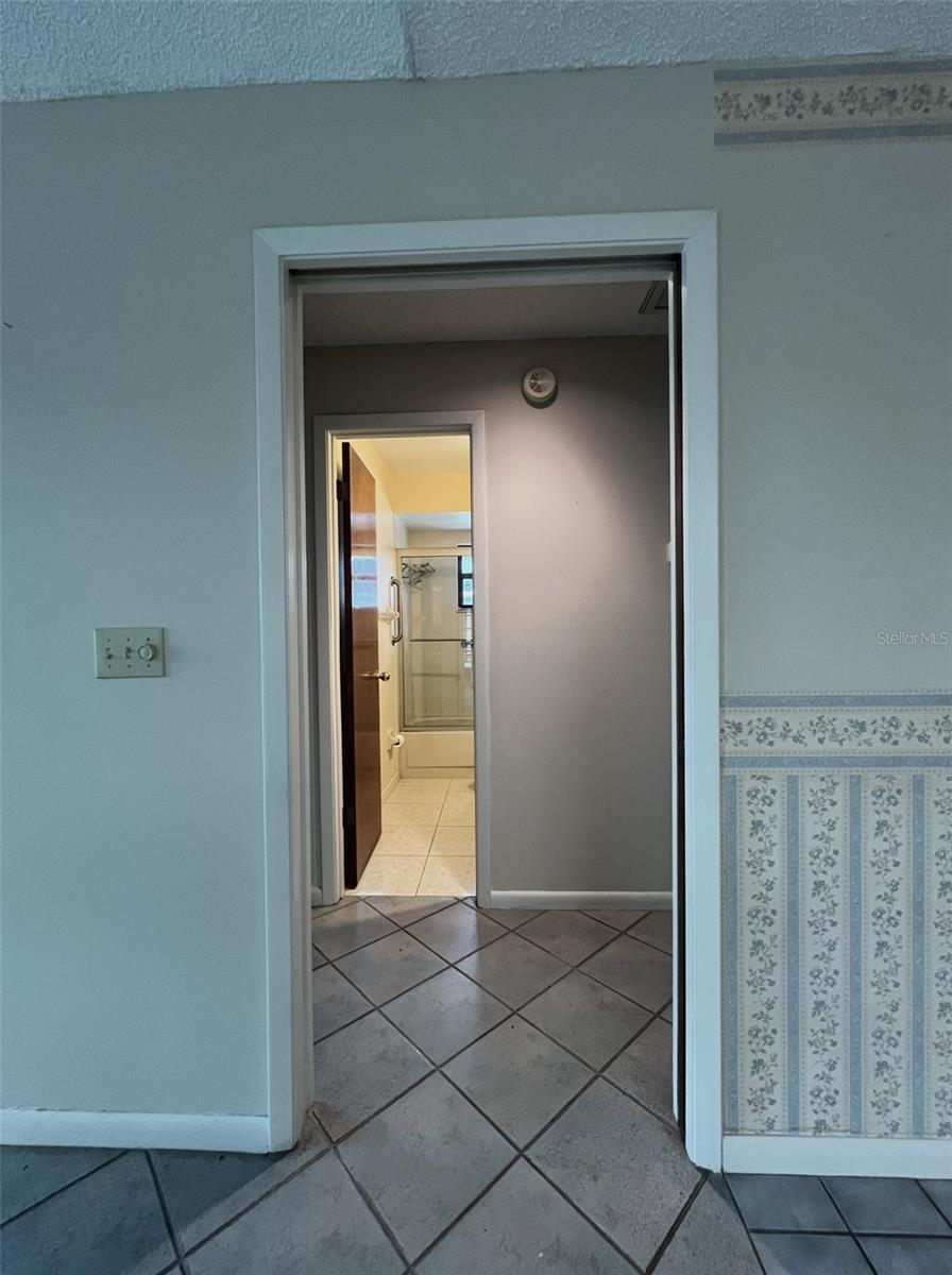 THERESA ARBOR - Residential