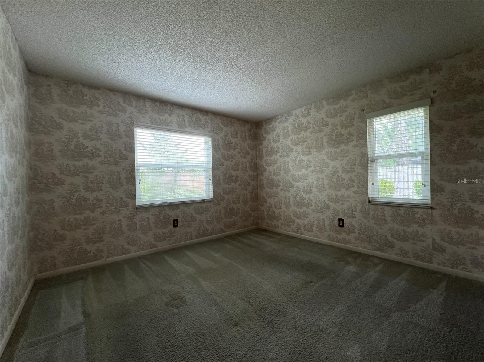 THERESA ARBOR - Residential