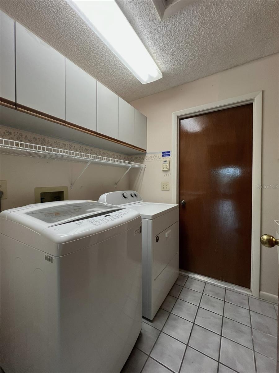 THERESA ARBOR - Residential