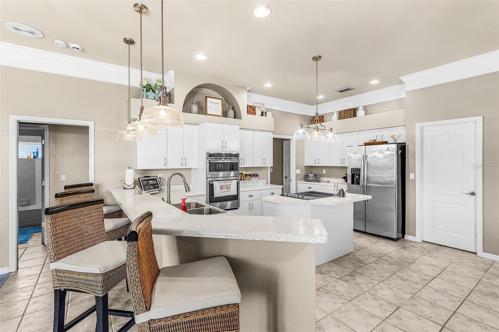 GATEWAY PH 11 - Residential
