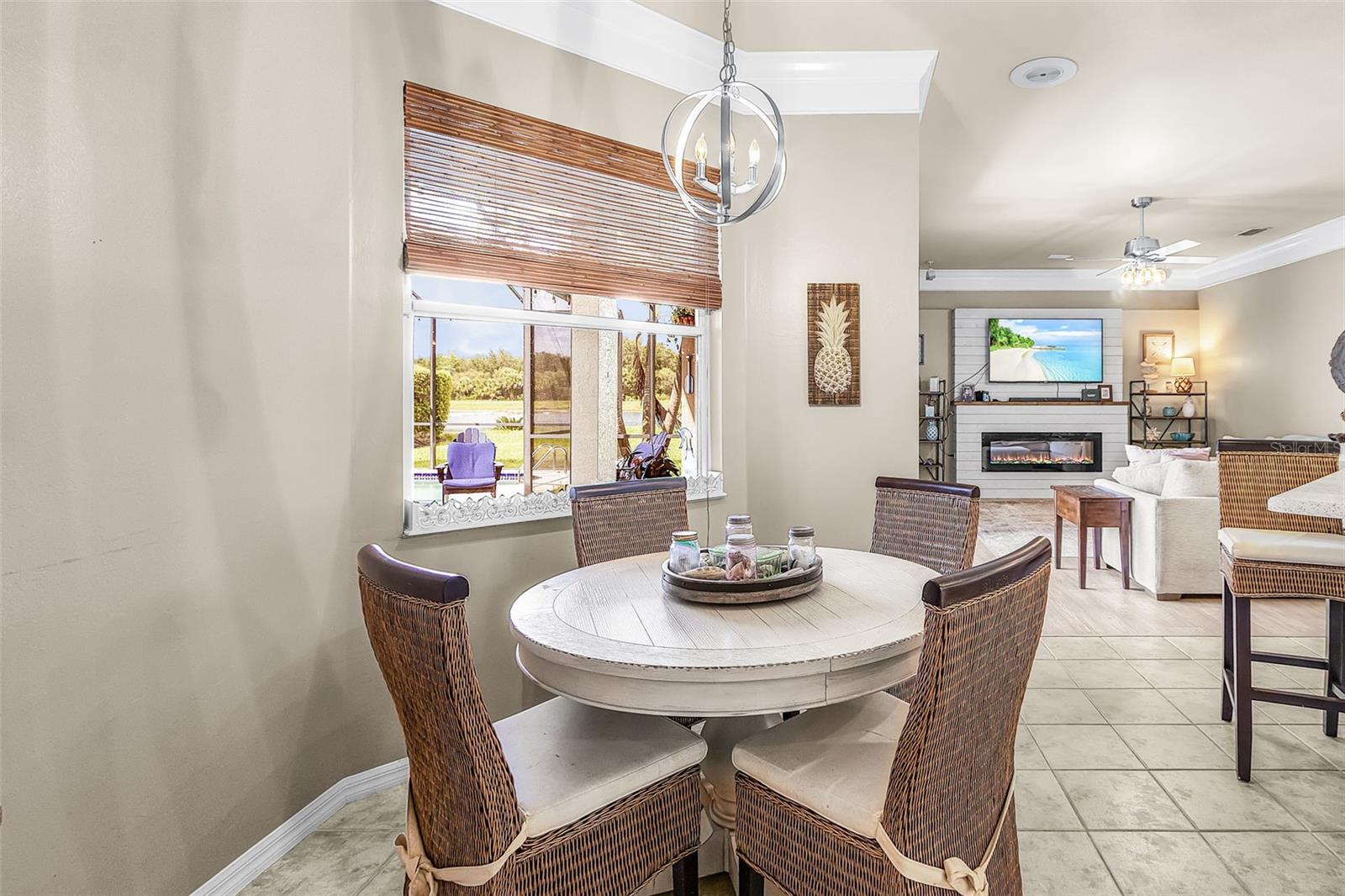 GATEWAY PH 11 - Residential