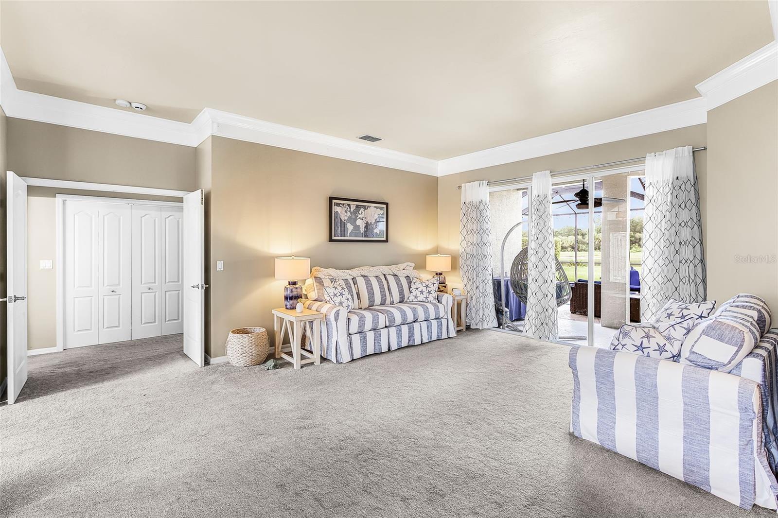 GATEWAY PH 11 - Residential