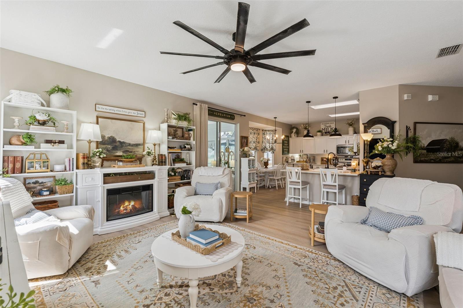 HUNTERS CREEK TR 335 PH 02 - Residential