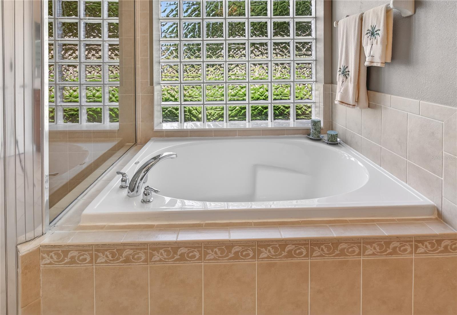 GRAND ISLAND ESTATES - Residential