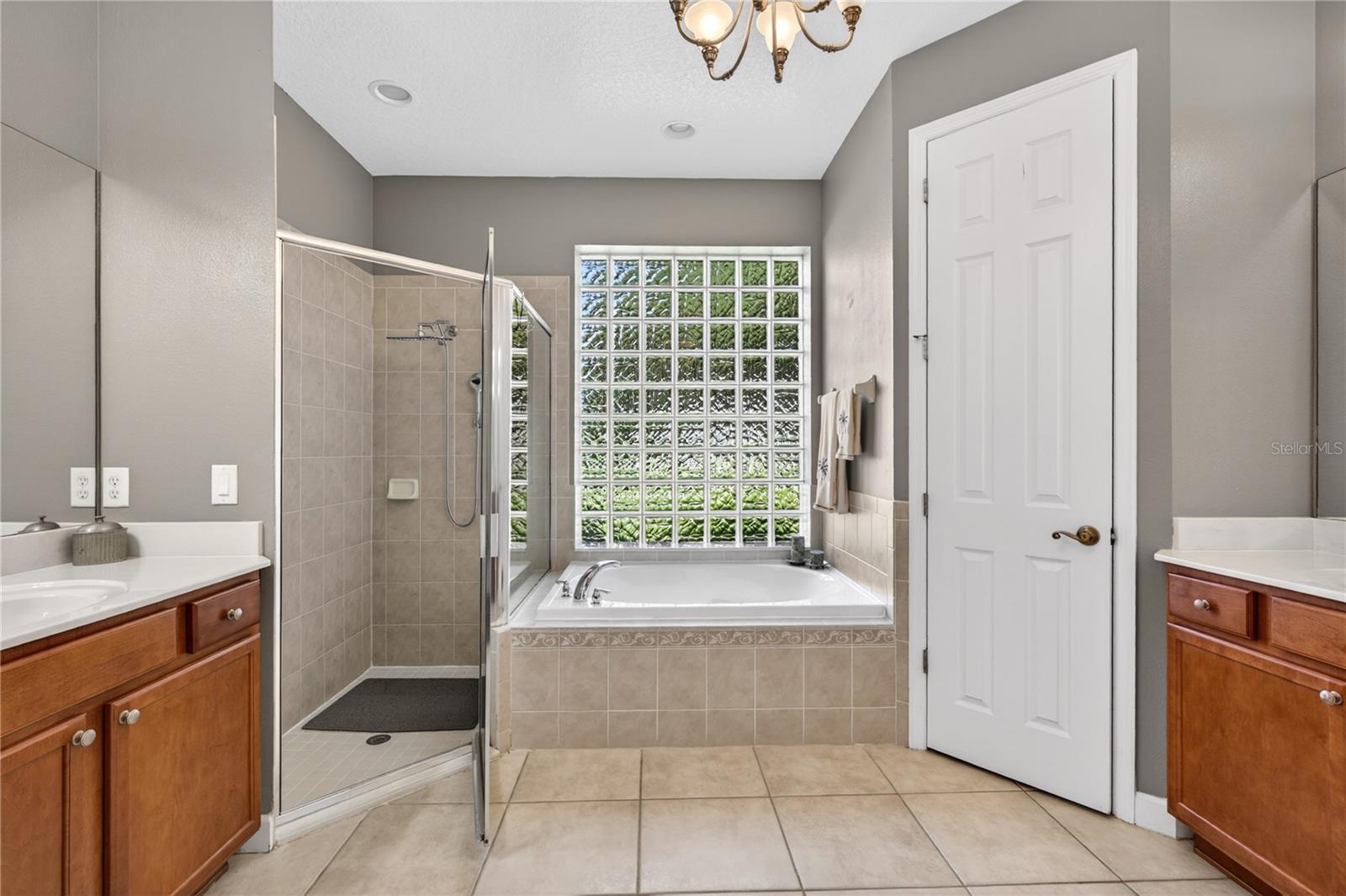 GRAND ISLAND ESTATES - Residential