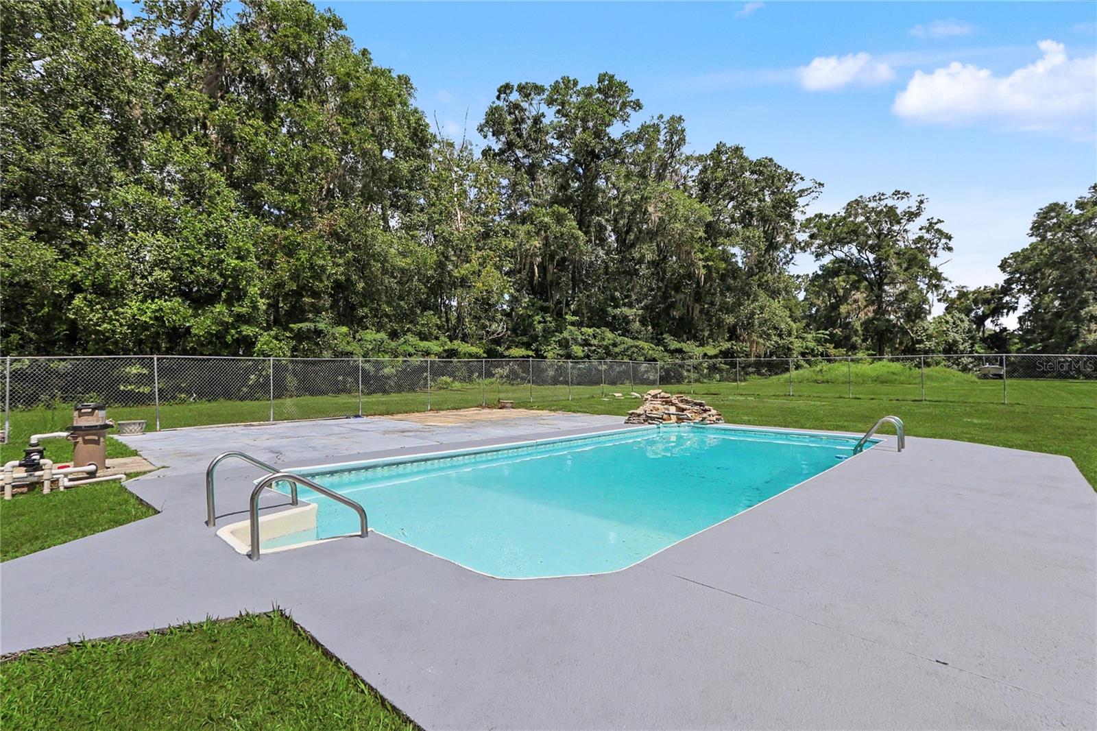 NORTH PINE RANCHETTES - Residential