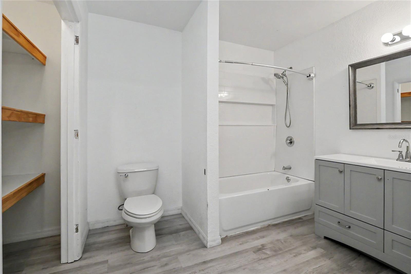 NORTH PINE RANCHETTES - Residential