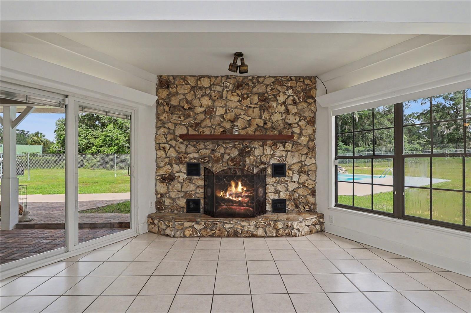 NORTH PINE RANCHETTES - Residential