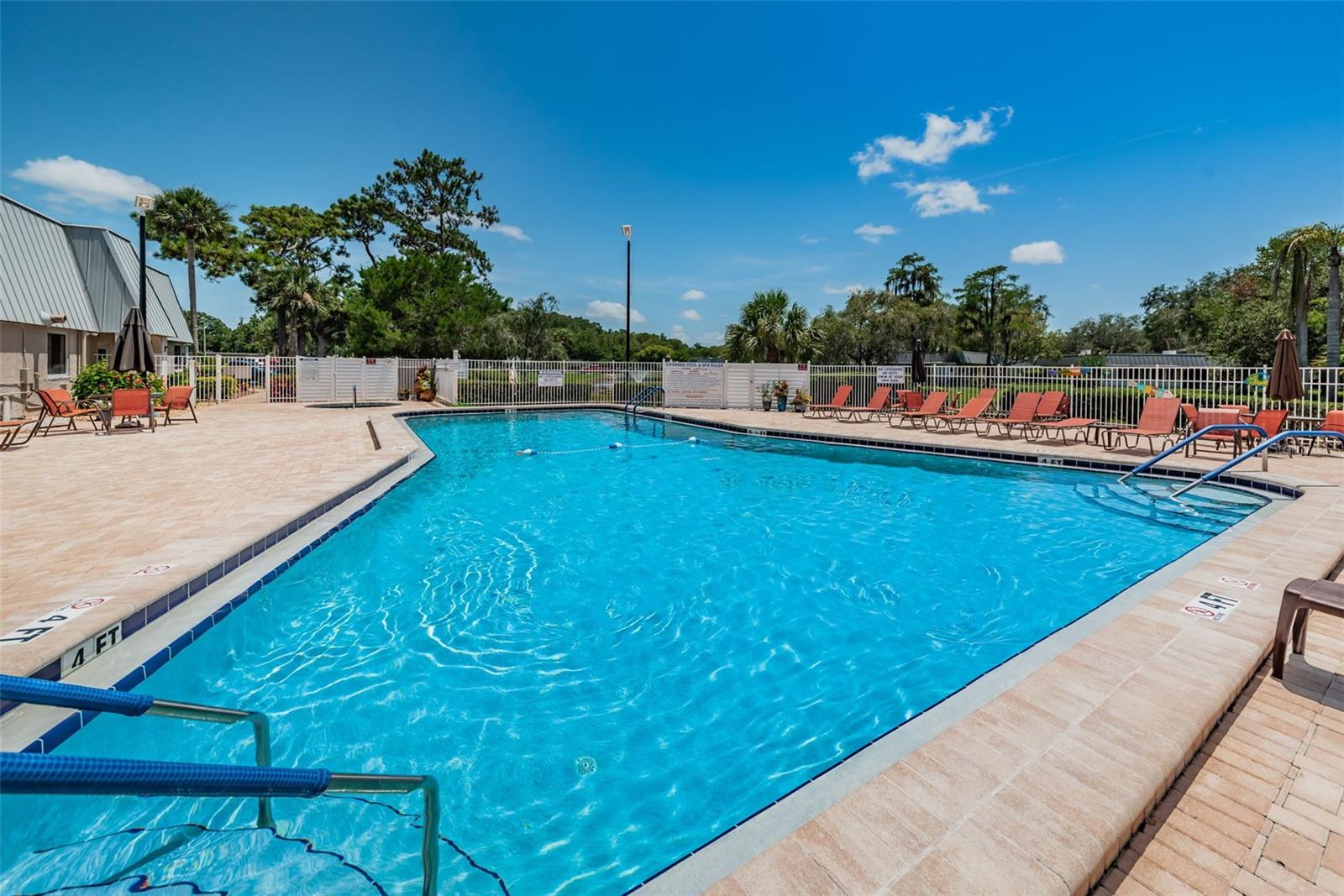 PARADISE POINTE WEST - Residential