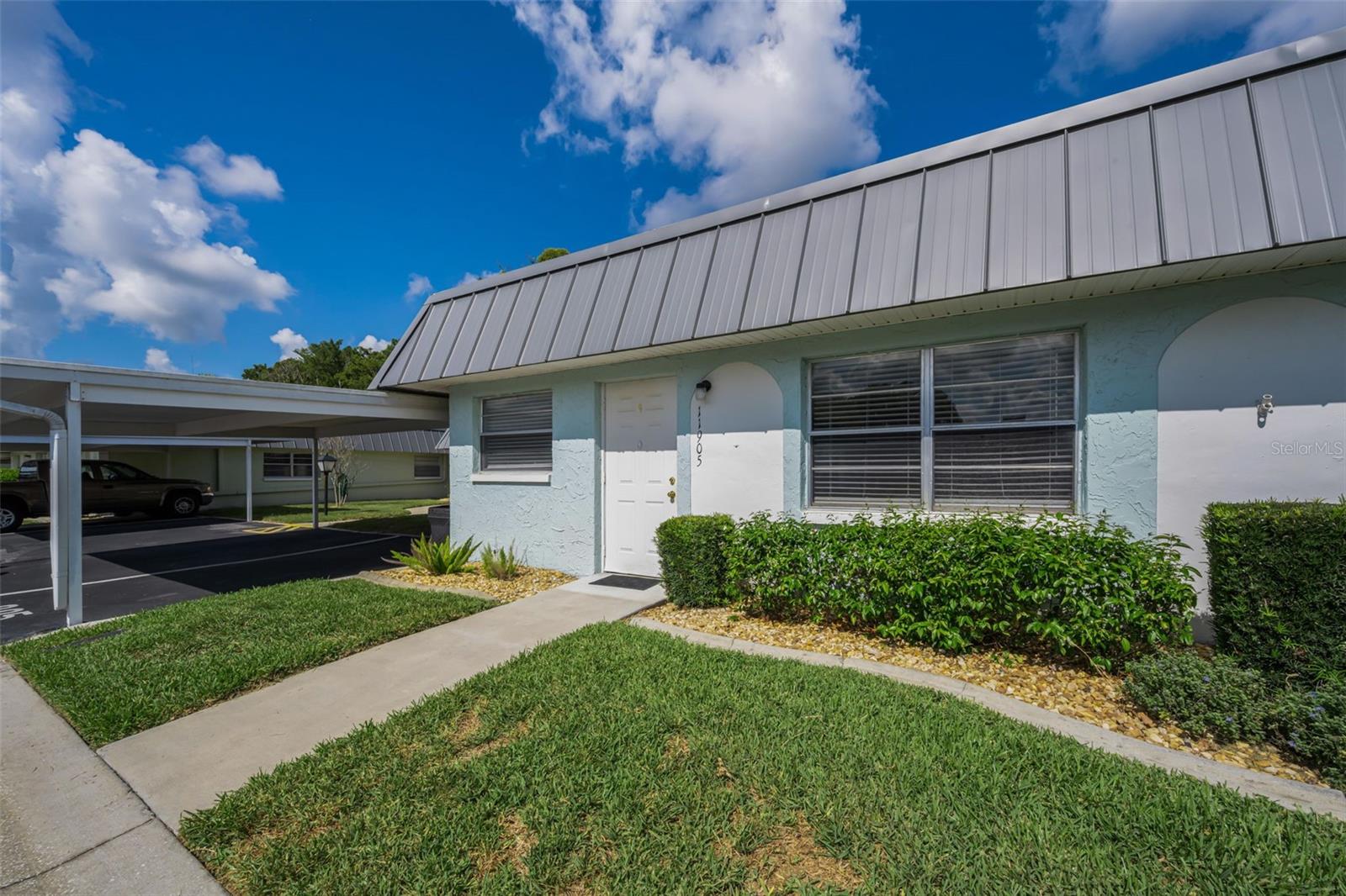 PARADISE POINTE WEST - Residential