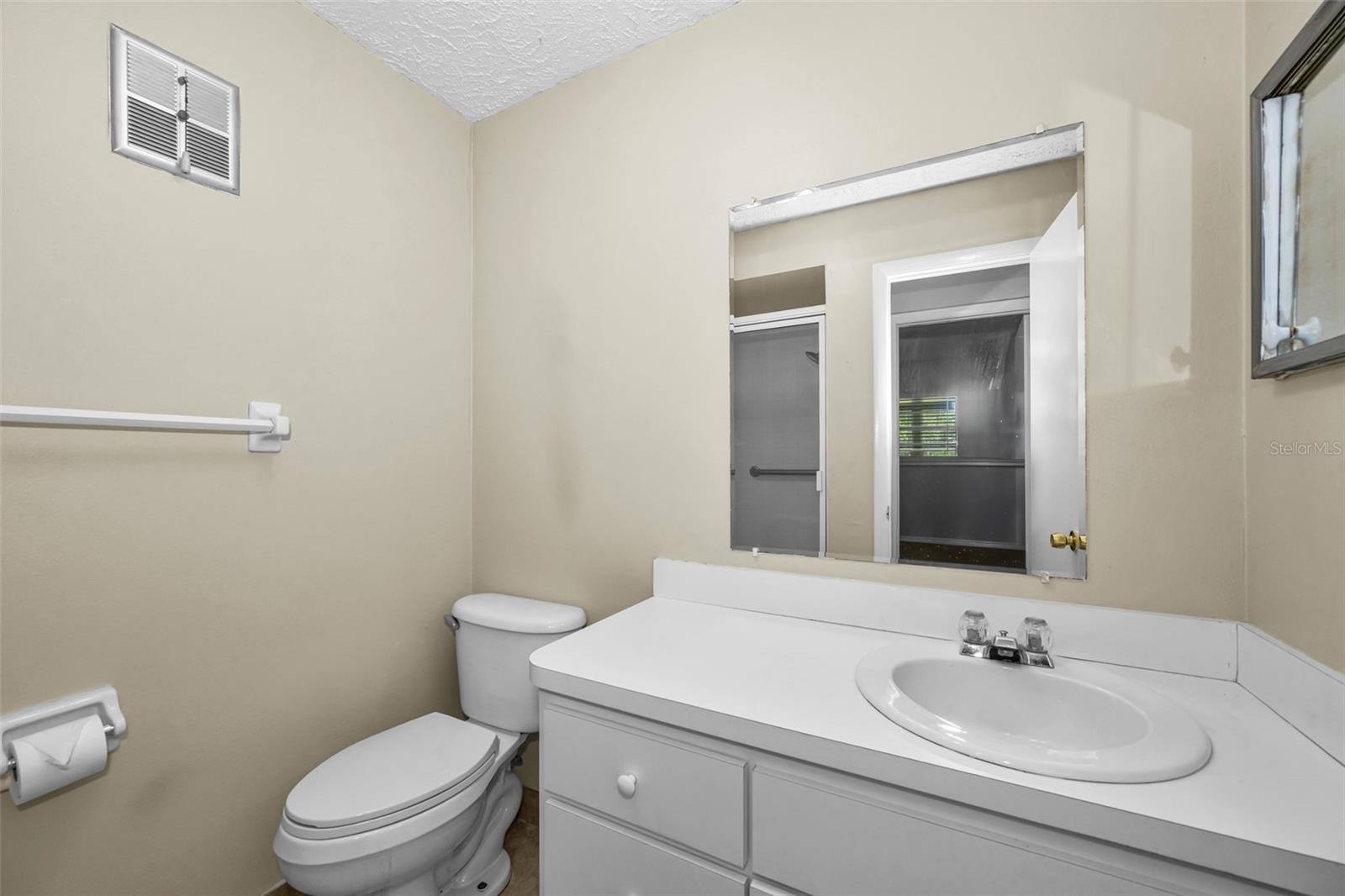 PARADISE POINTE WEST - Residential