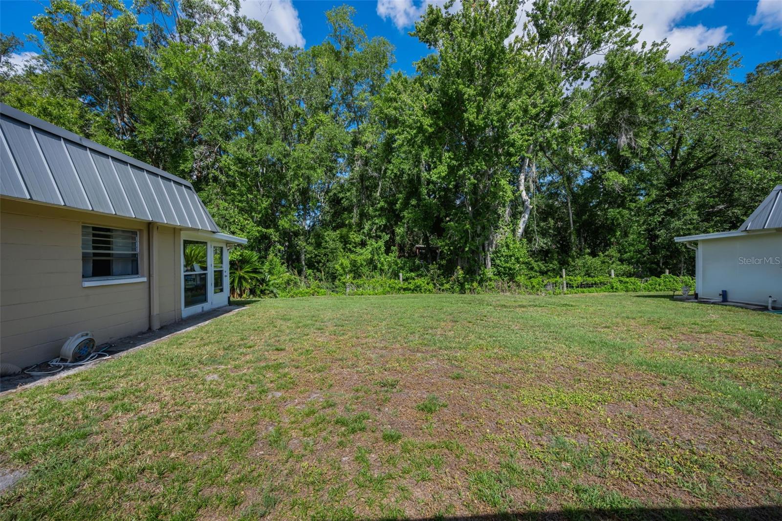 PARADISE POINTE WEST - Residential