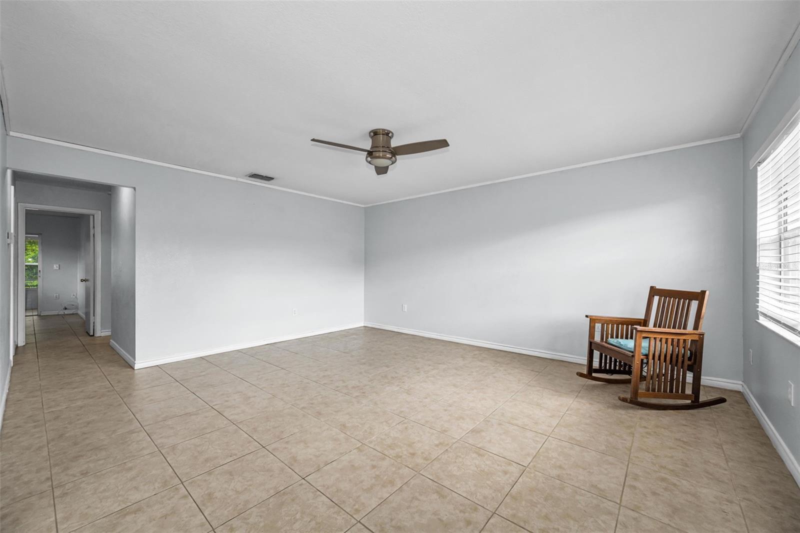PARADISE POINTE WEST - Residential