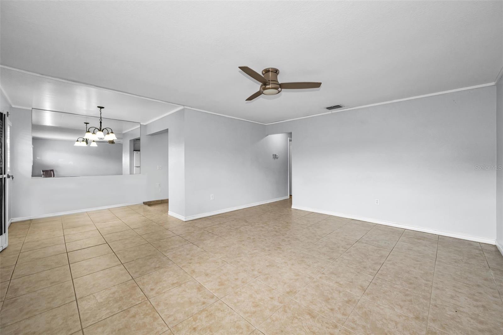 PARADISE POINTE WEST - Residential