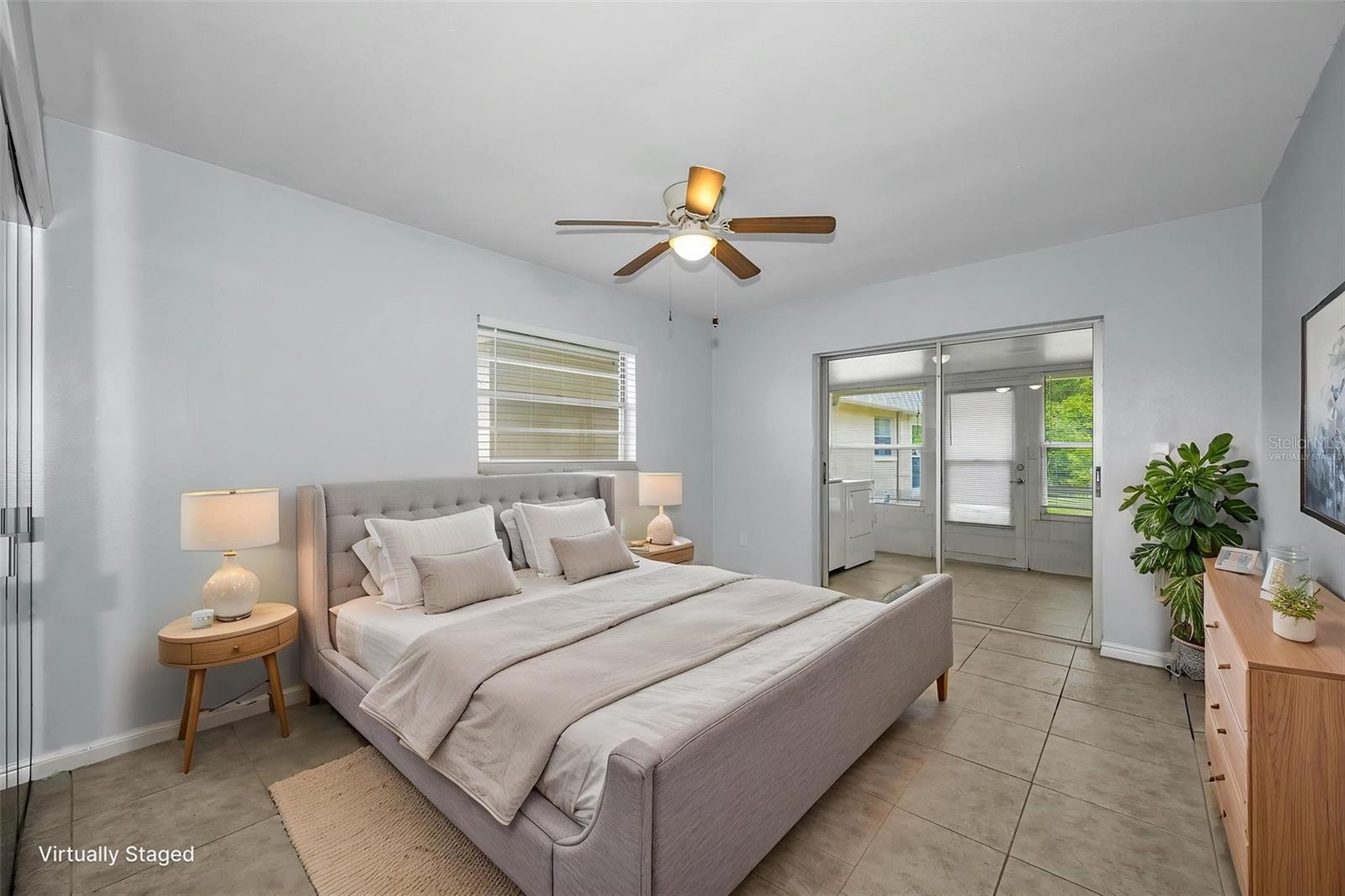 PARADISE POINTE WEST - Residential