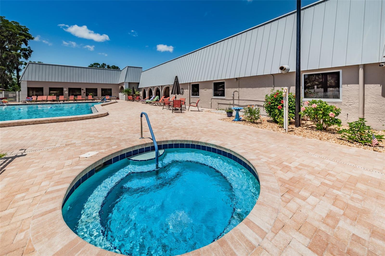 PARADISE POINTE WEST - Residential