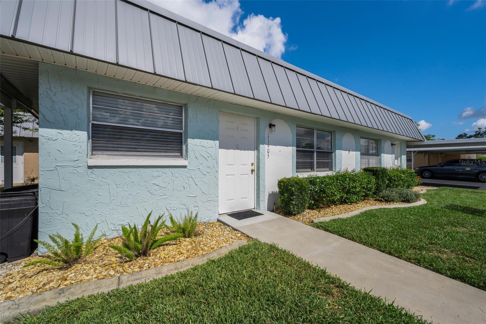 PARADISE POINTE WEST - Residential