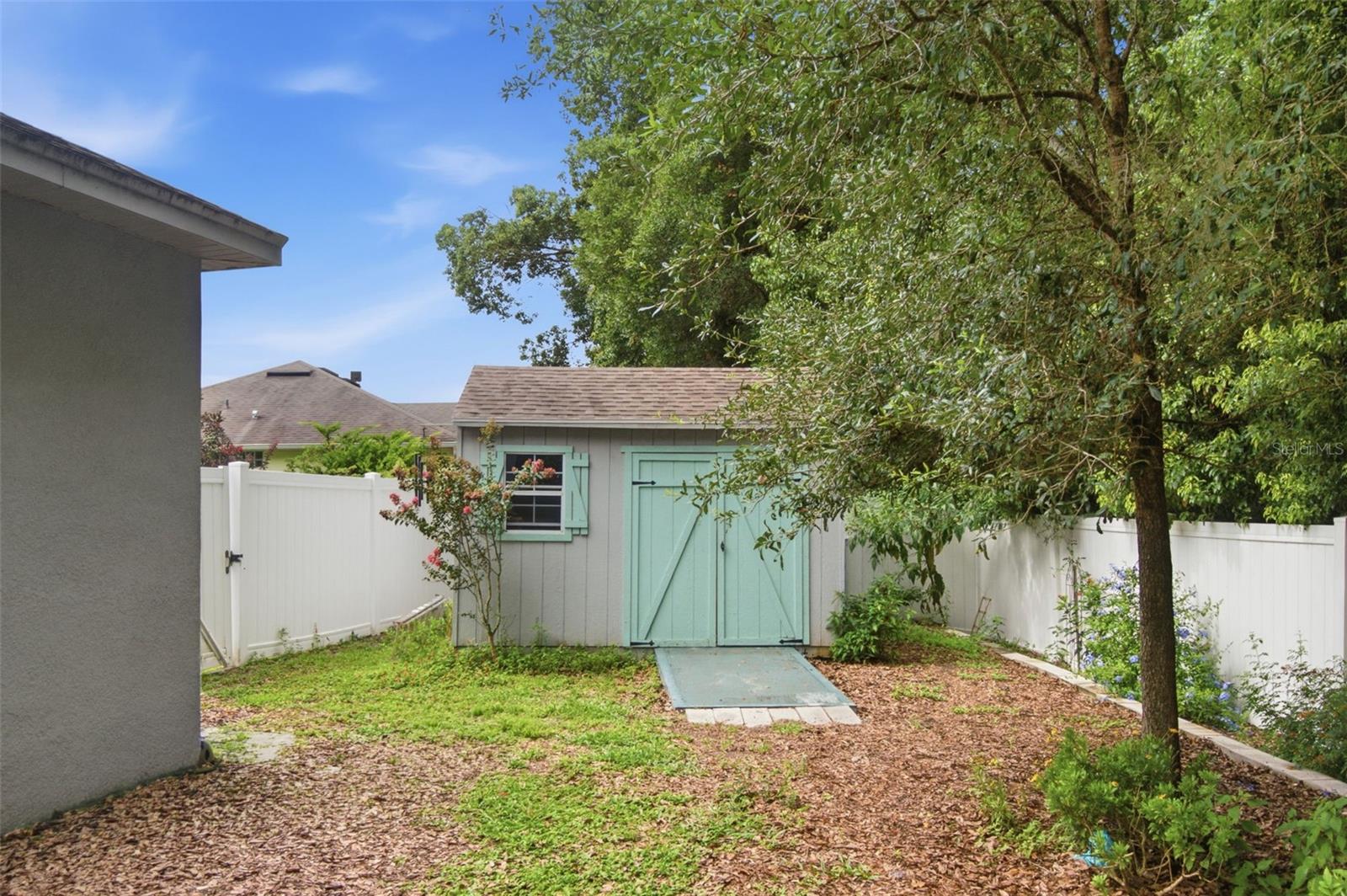 RIDGEWOOD CROSSING - Residential