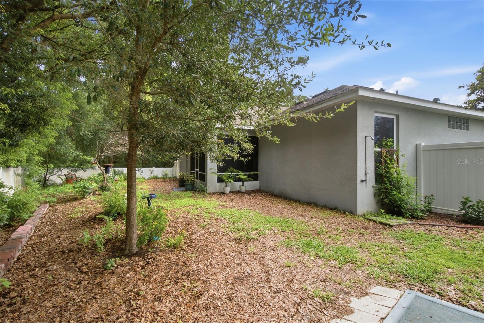 RIDGEWOOD CROSSING - Residential