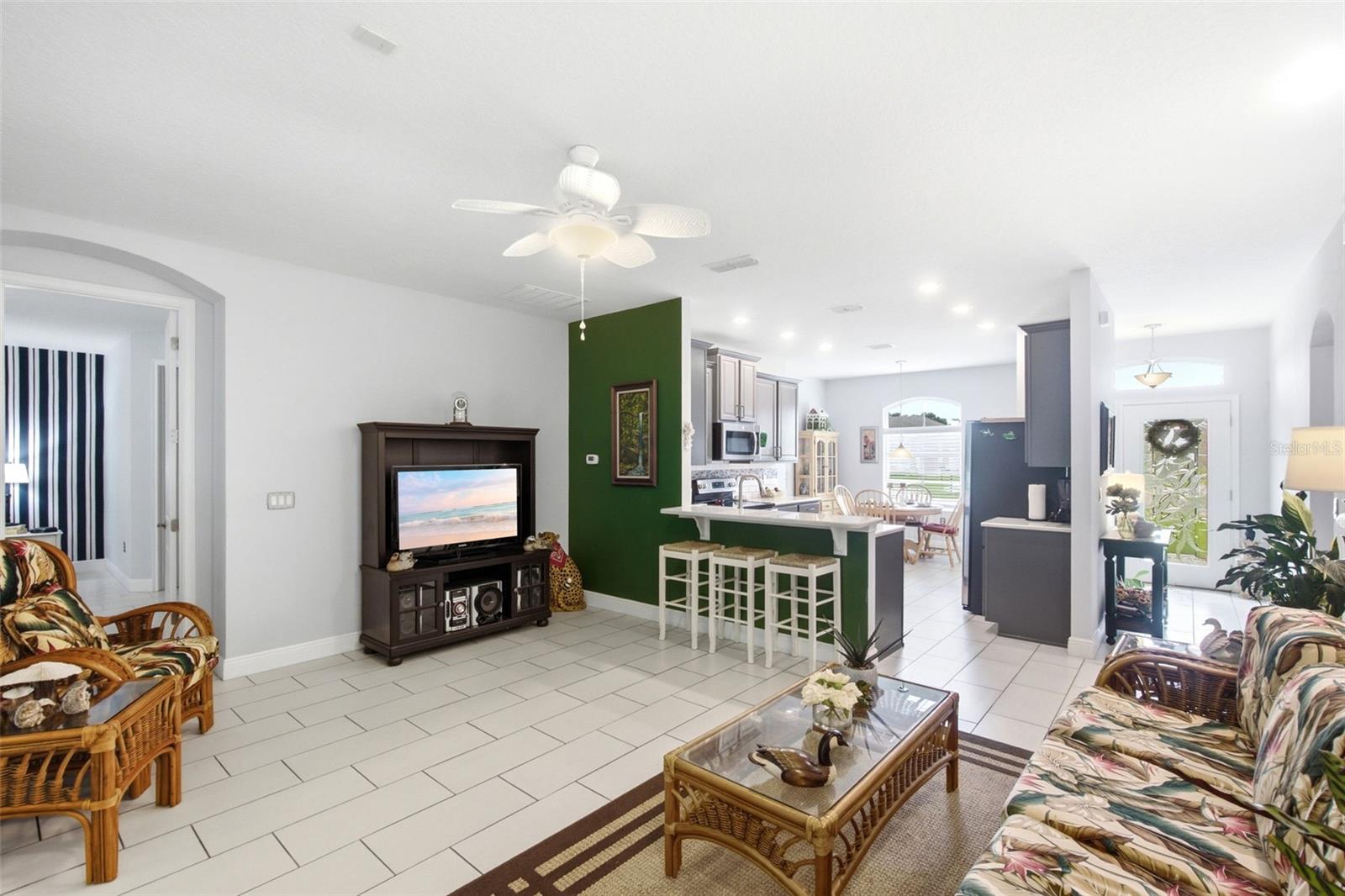 RIDGEWOOD CROSSING - Residential