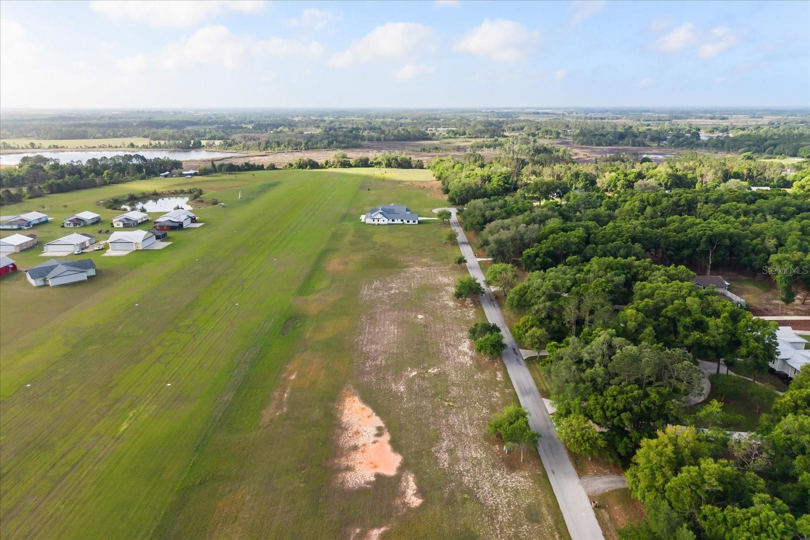 GRASS ROOTS AIRPARK SUB - Land