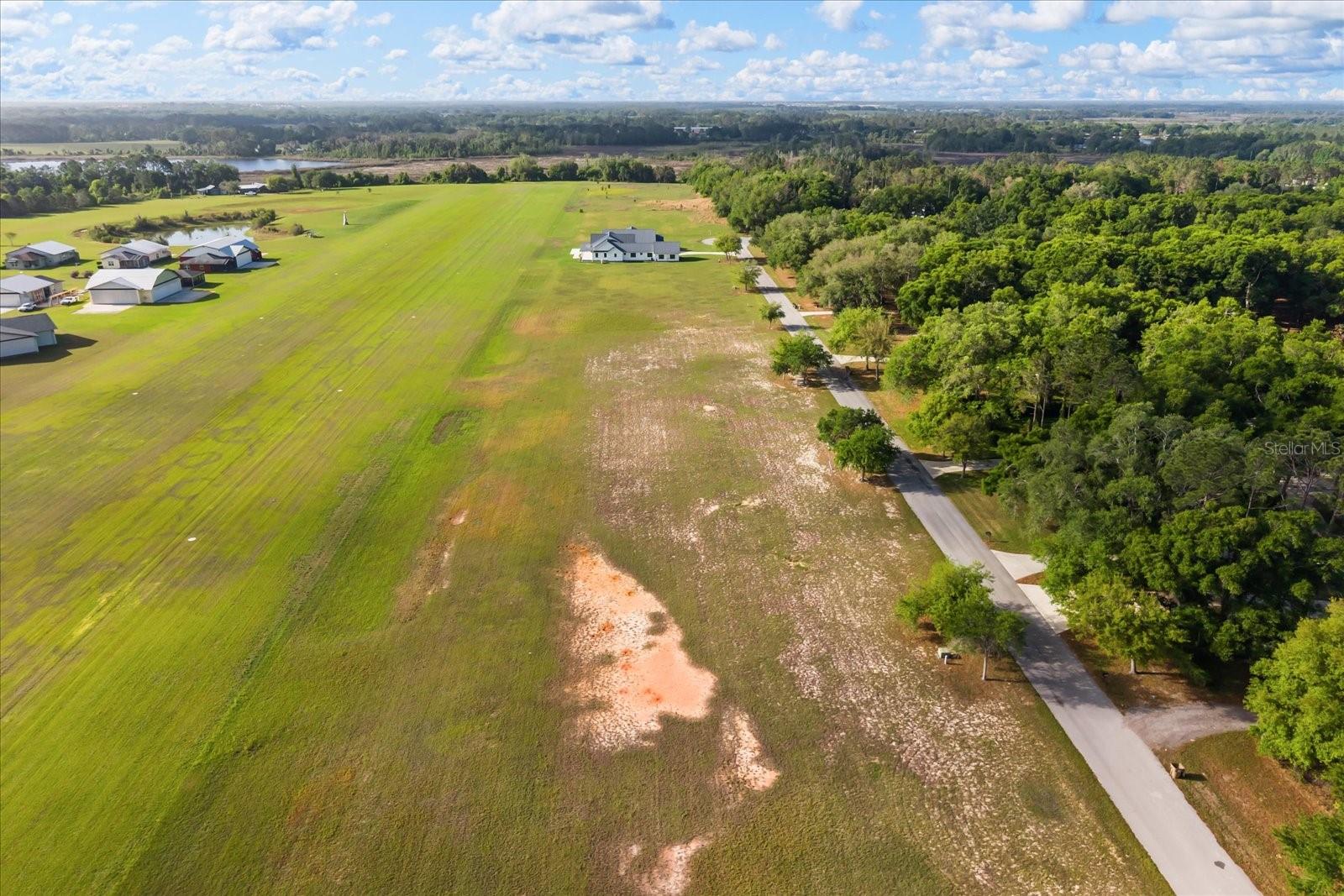 GRASS ROOTS AIRPARK SUB - Land