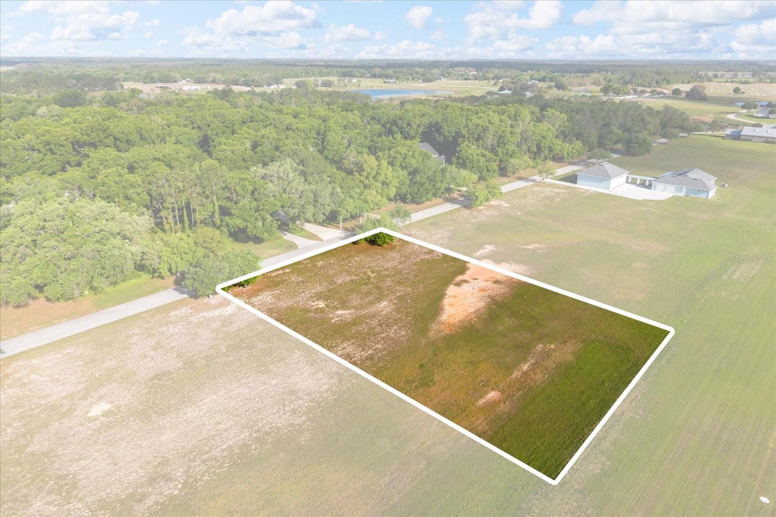 GRASS ROOTS AIRPARK SUB - Land