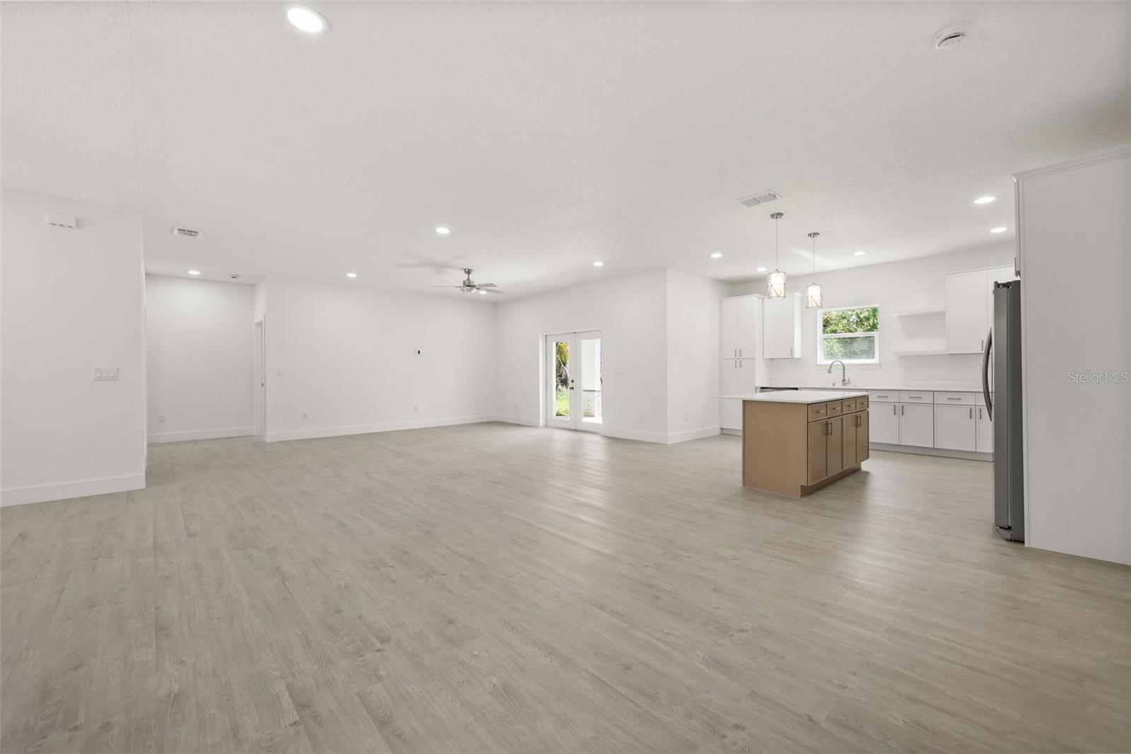 PORT MALABAR UNIT 30 LOT 16 BLK 1417 - Residential