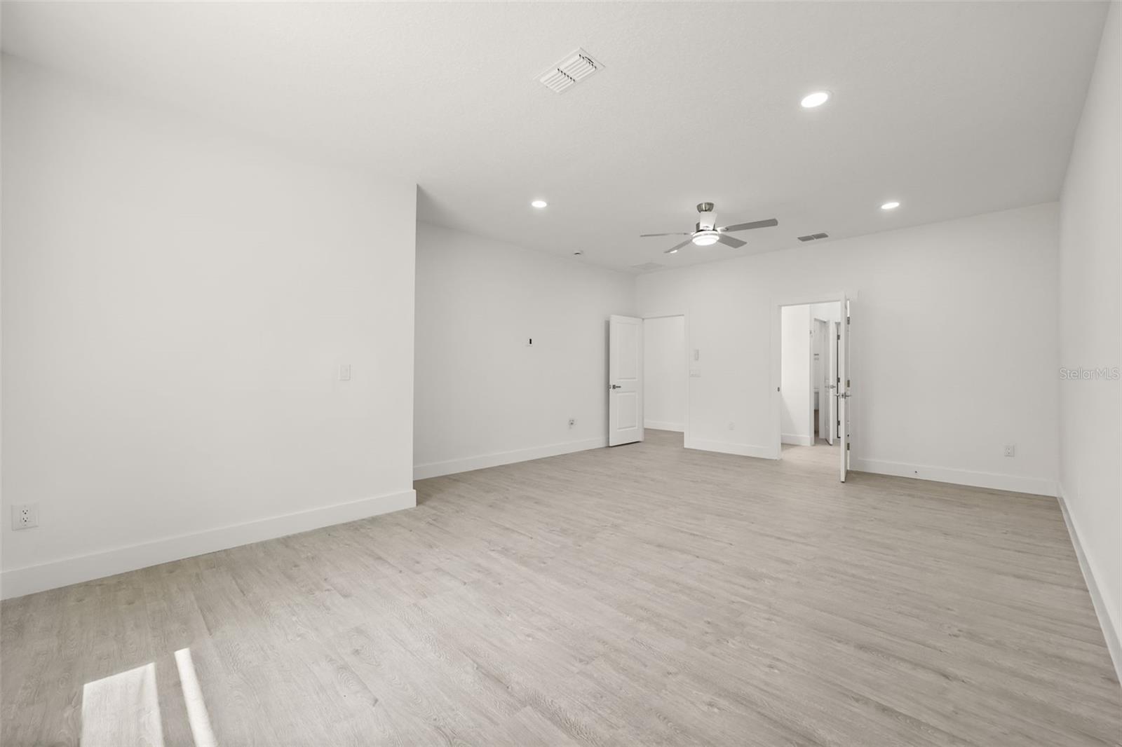 PORT MALABAR UNIT 30 LOT 16 BLK 1417 - Residential