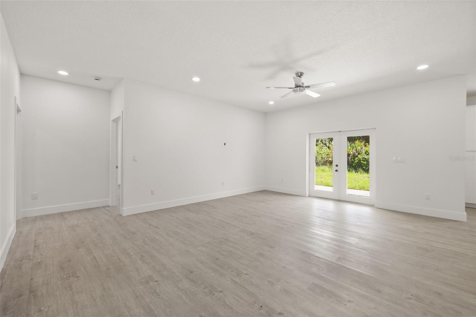 PORT MALABAR UNIT 30 LOT 16 BLK 1417 - Residential
