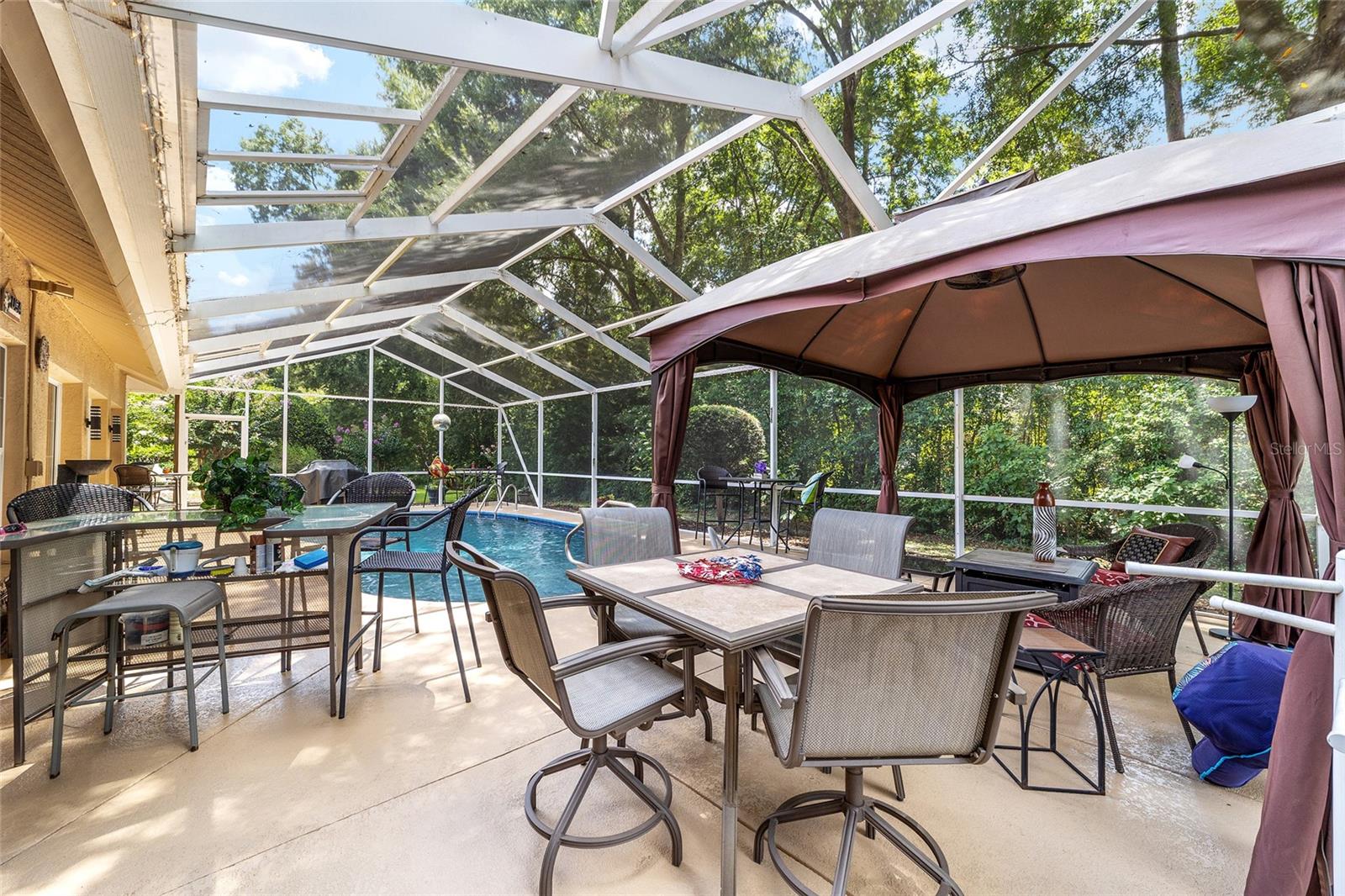 OAK RUN WOODSIDE TERR - Residential