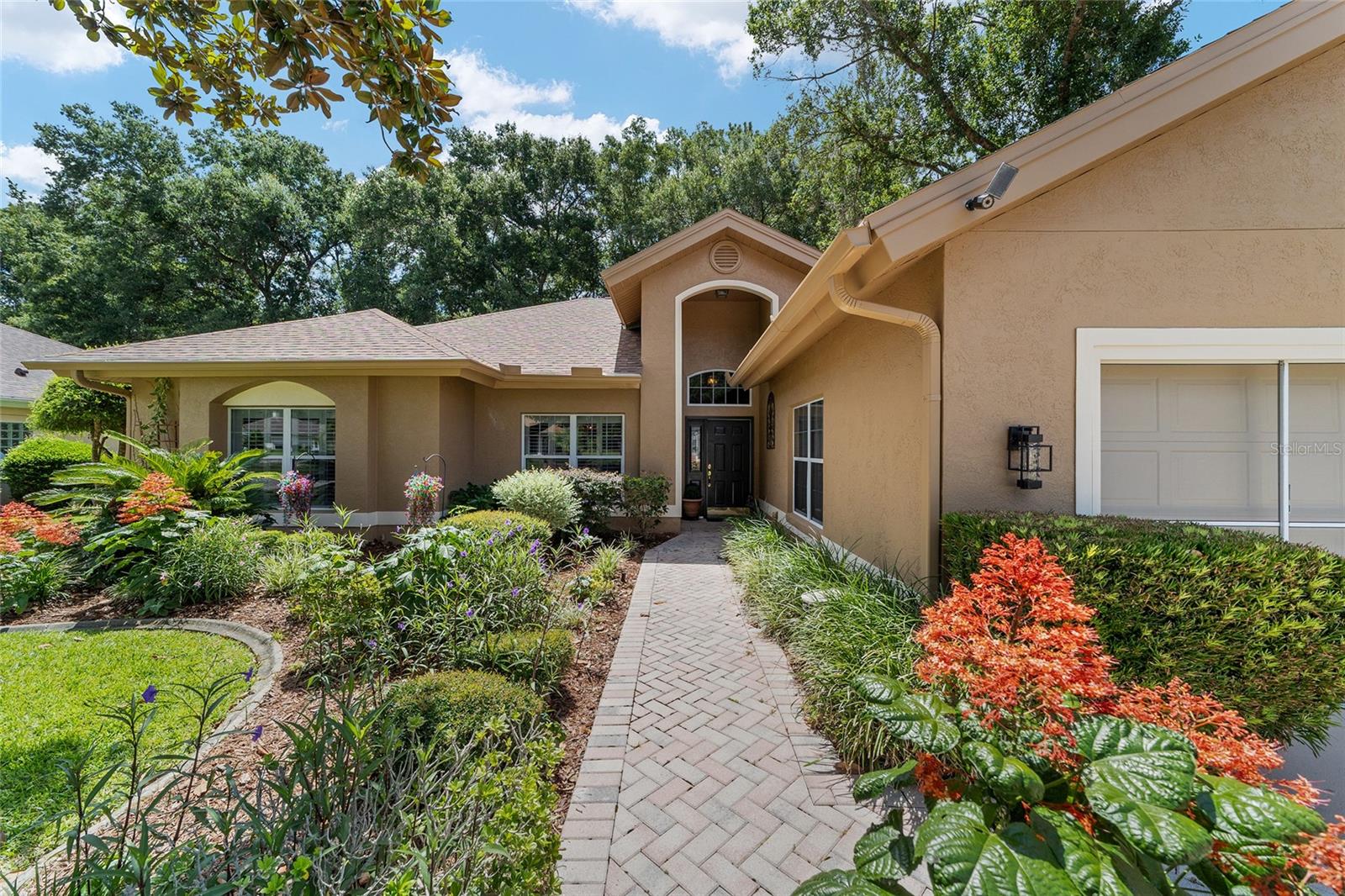 OAK RUN WOODSIDE TERR - Residential
