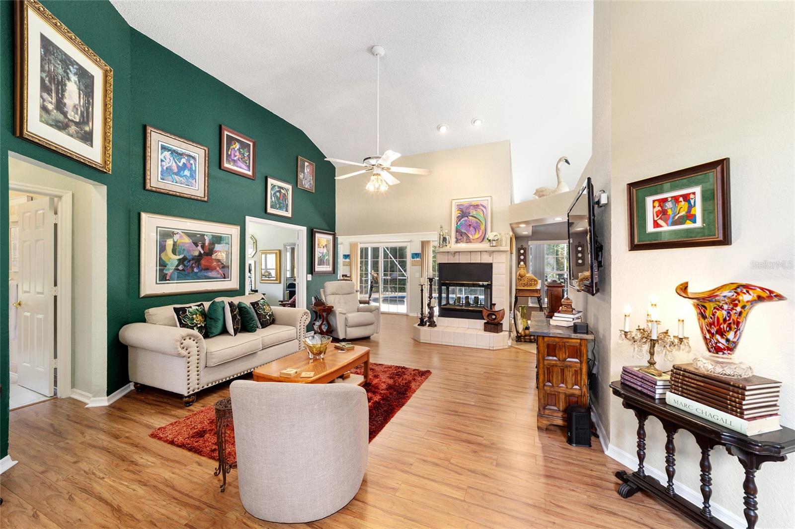 OAK RUN WOODSIDE TERR - Residential