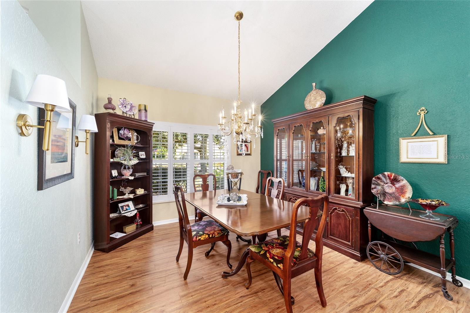 OAK RUN WOODSIDE TERR - Residential