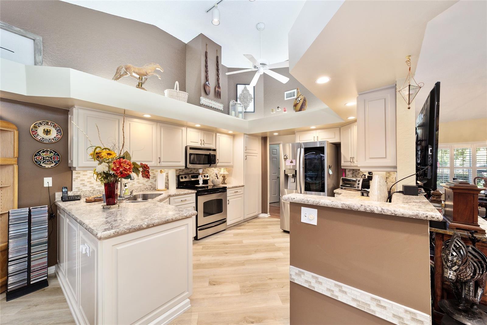 OAK RUN WOODSIDE TERR - Residential