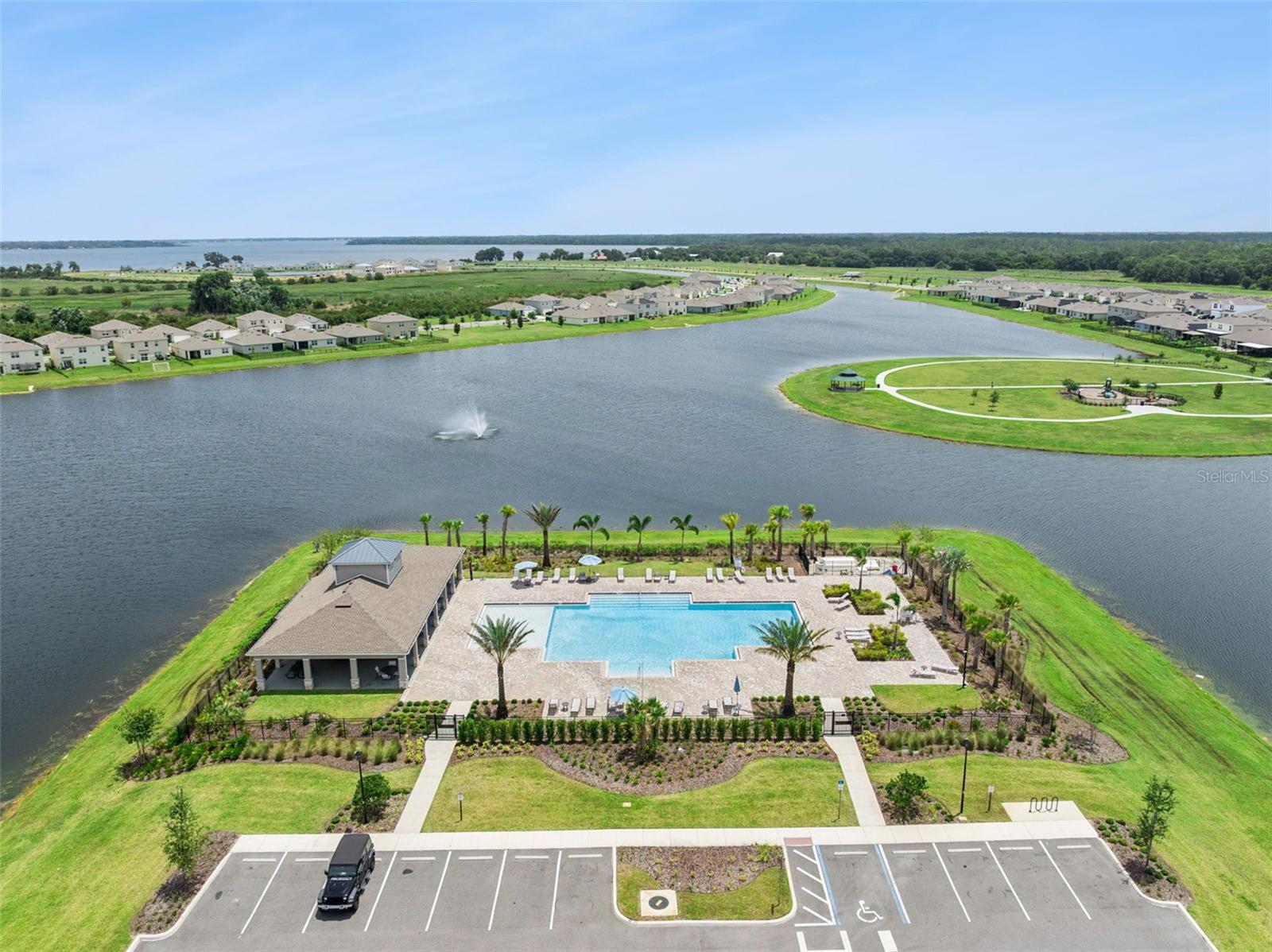 BUENA LAGO PH 4 - Residential