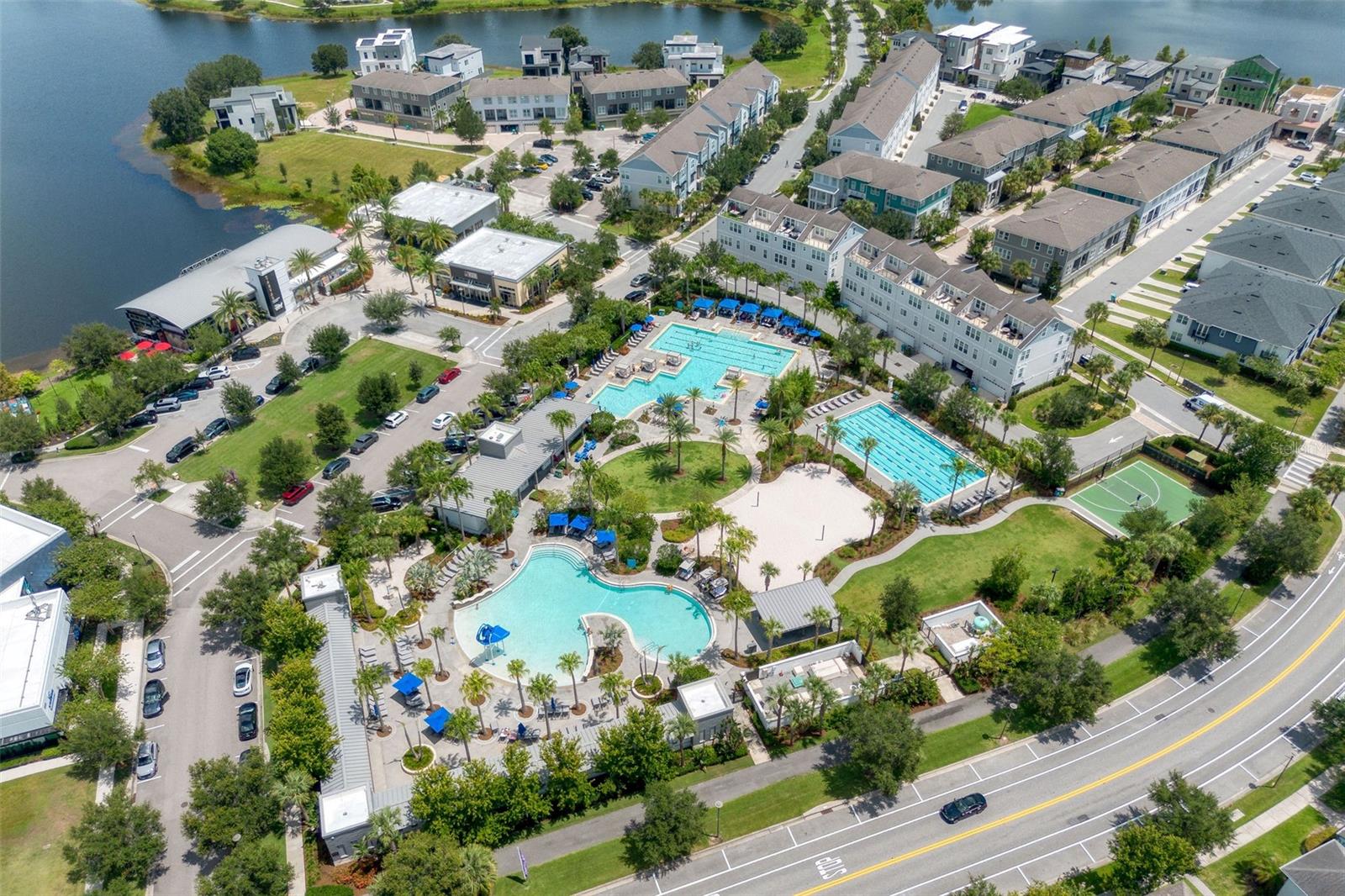 LAUREATE PARK - Residential