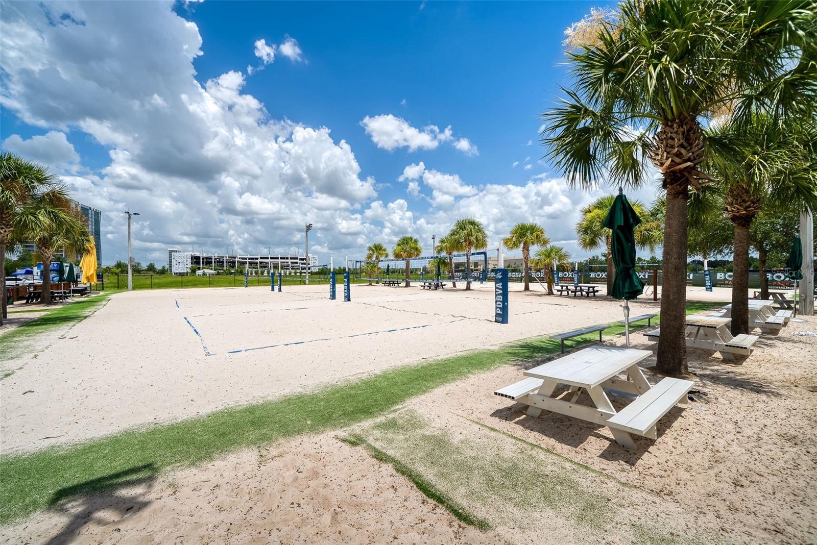 LAUREATE PARK - Residential